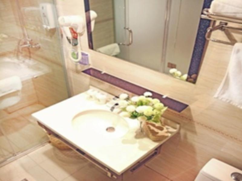 Greentree Alliance Jiangxi Nanchang Honggutan Middle Fenghuang Avenue Hotel ภายนอก รูปภาพ