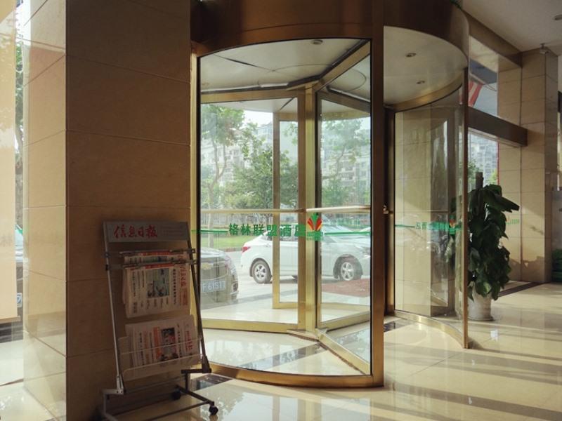 Greentree Alliance Jiangxi Nanchang Honggutan Middle Fenghuang Avenue Hotel ภายนอก รูปภาพ