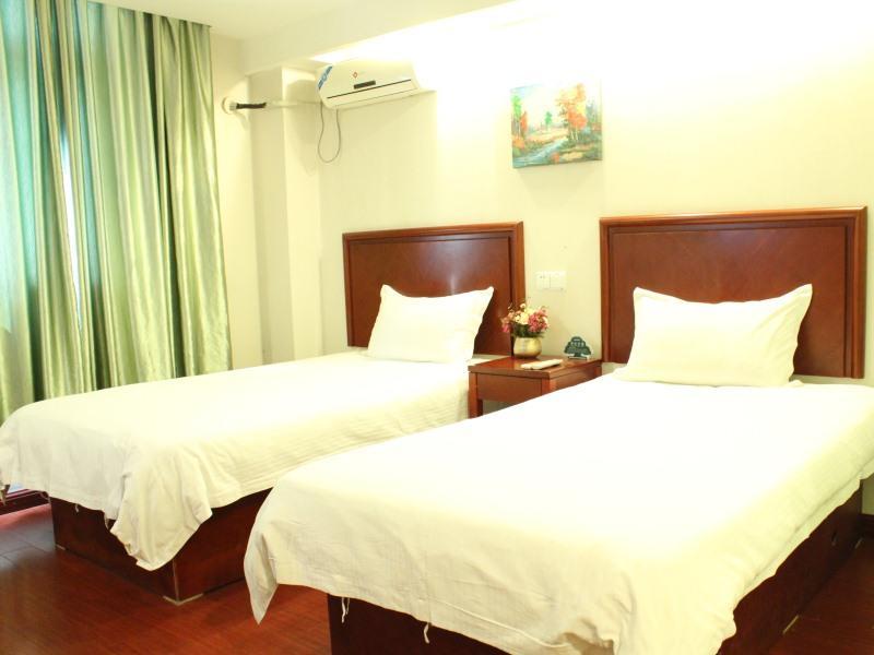 Greentree Alliance Jiangxi Nanchang Honggutan Middle Fenghuang Avenue Hotel ภายนอก รูปภาพ