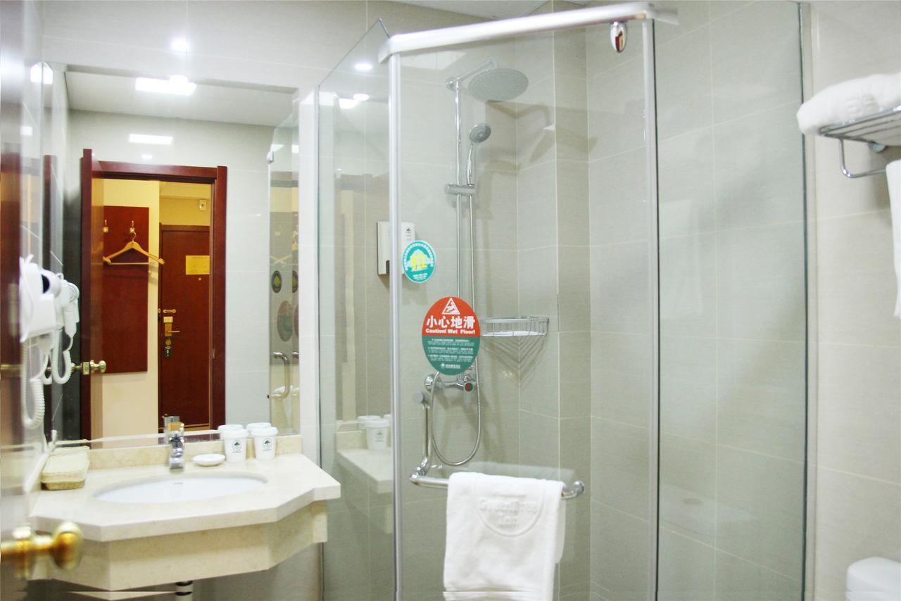 Greentree Alliance Jiangxi Nanchang Honggutan Middle Fenghuang Avenue Hotel ภายนอก รูปภาพ