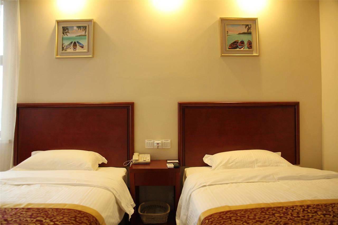 Greentree Alliance Jiangxi Nanchang Honggutan Middle Fenghuang Avenue Hotel ภายนอก รูปภาพ